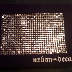 Urban Decay shadow box new in box